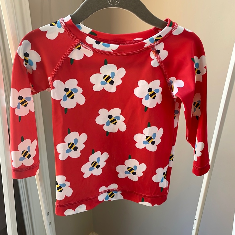 Hanna Andersson ‘Bee’ Rashguard